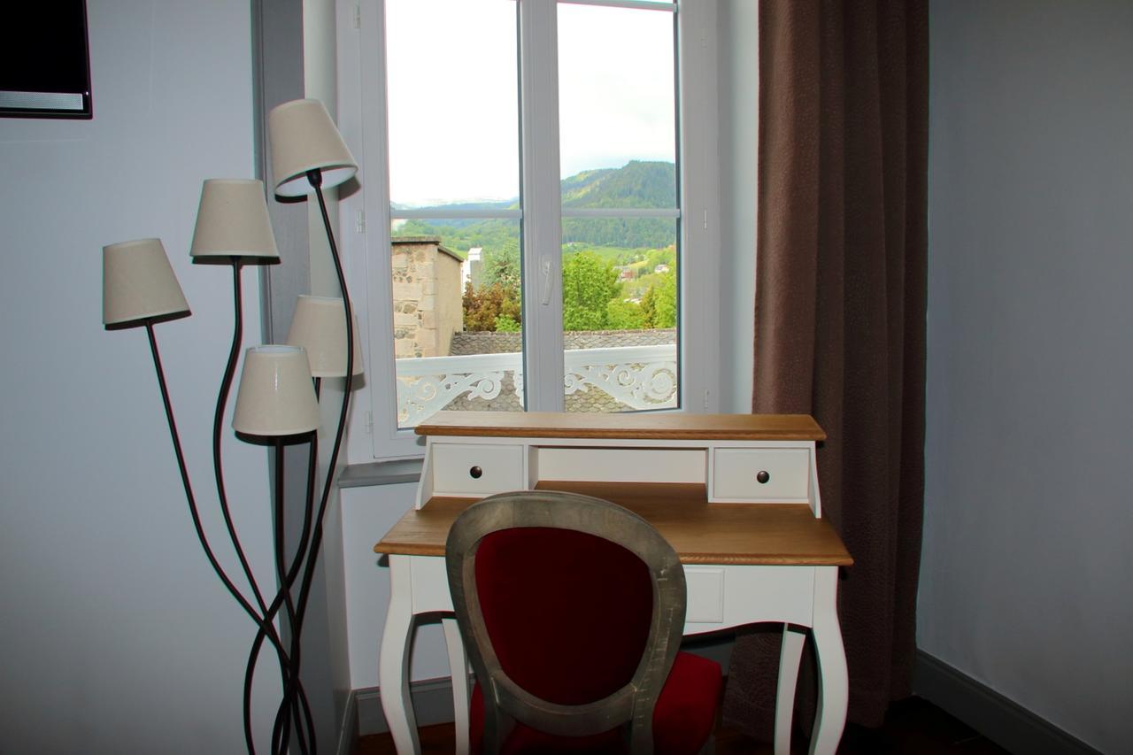 Auberge Les Volcans Мюра Экстерьер фото